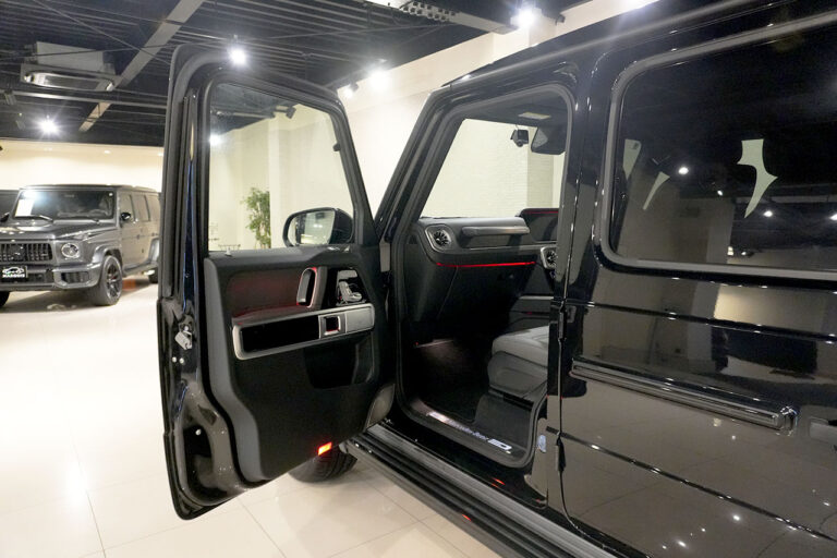 2023年式 メルセデスベンツ G400d ダークブラック Gmanufakturプログラム AMGライン オブシディアンブラック MQ4301