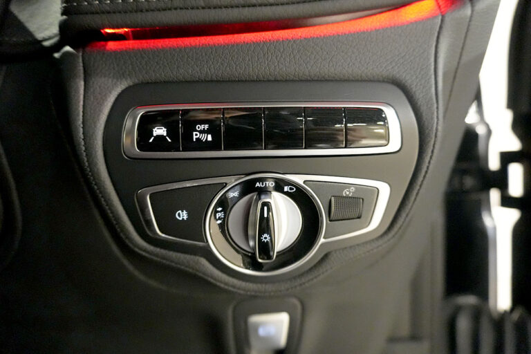 2023年式 メルセデスベンツ G400d ダークブラック Gmanufakturプログラム AMGライン オブシディアンブラック MQ4301