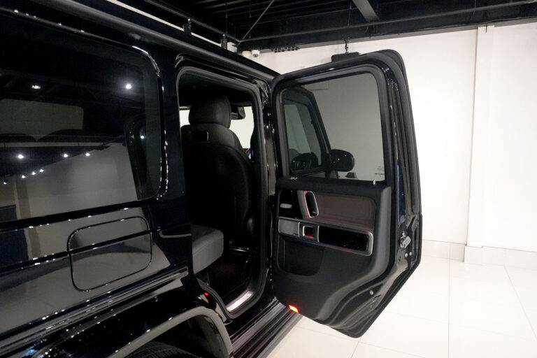 2023年式 メルセデスベンツ G400d ダークブラック Gmanufakturプログラム AMGライン オブシディアンブラック MQ4301