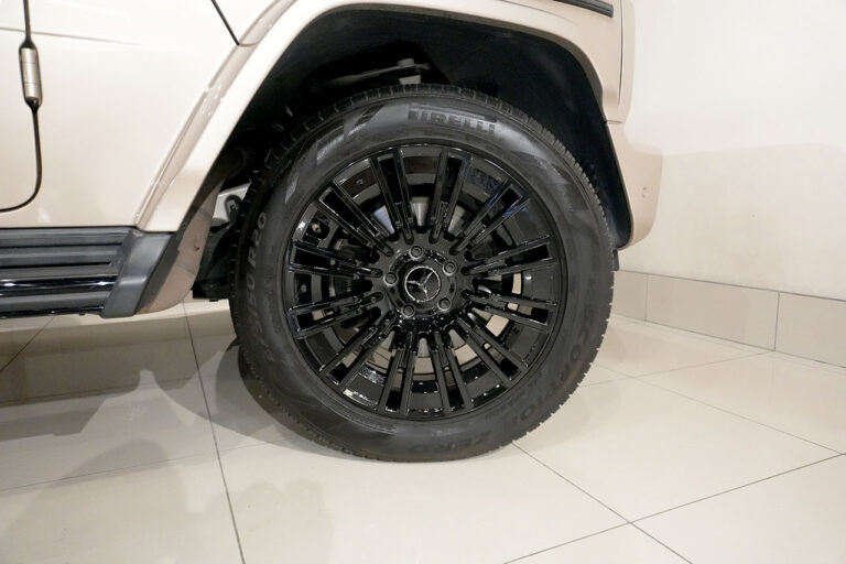 2023年式 メルセデスベンツ G400d AMGライン ラグジュアリーPKG トラバーチンベージュ MQ4310