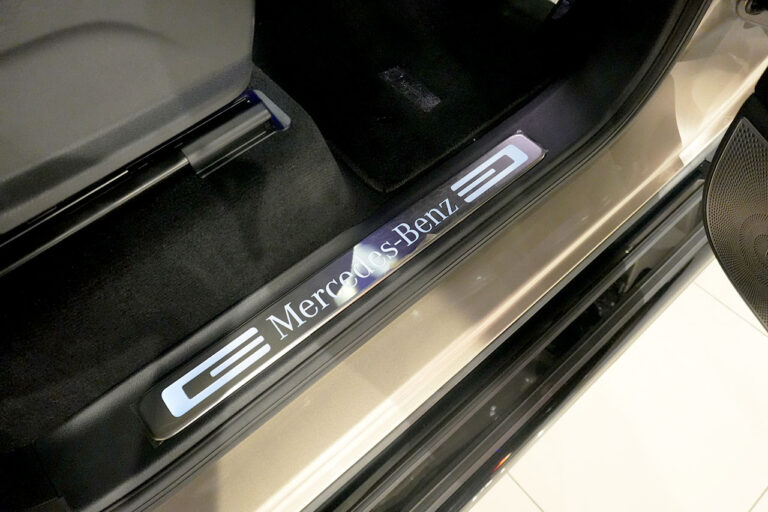 2023年式 メルセデスベンツ G400d AMGライン ラグジュアリーPKG トラバーチンベージュ MQ4310