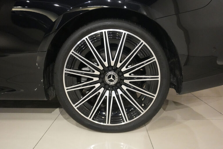 2024年式 メルセデスベンツ CLE200 スポーツカブリオレ オブシディアンブラック MQ4315