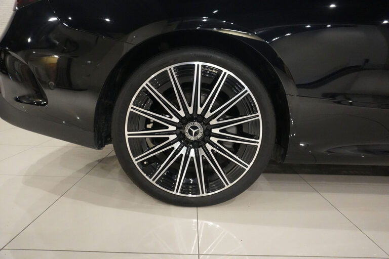 2024年式 メルセデスベンツ CLE200 スポーツカブリオレ オブシディアンブラック MQ4315