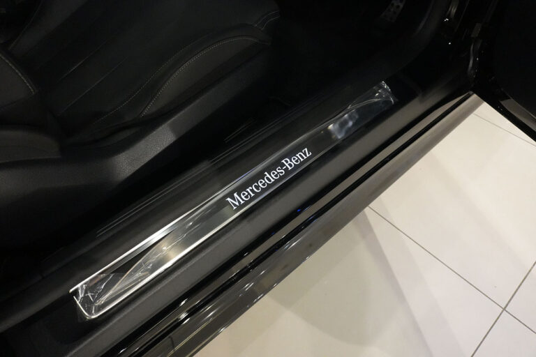 2024年式 メルセデスベンツ CLE200 スポーツカブリオレ オブシディアンブラック MQ4315