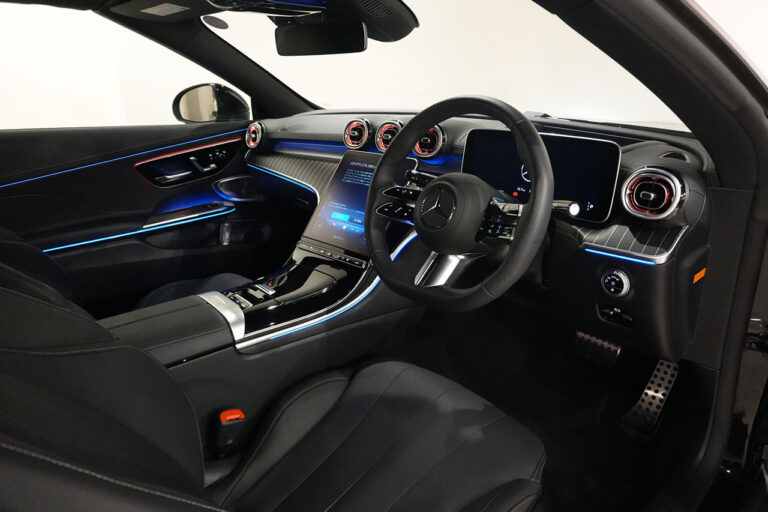 2024年式 メルセデスベンツ CLE200 スポーツカブリオレ オブシディアンブラック MQ4315