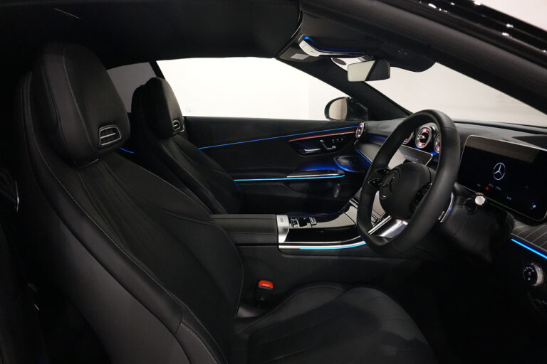 2024年式 メルセデスベンツ CLE200 スポーツカブリオレ オブシディアンブラック MQ4315