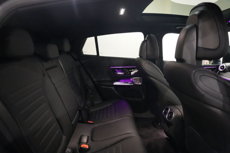 2025年式 メルセデスベンツ GLC220d 4MATIC クーペ AMGライン オブシディアンブラック MQ4317