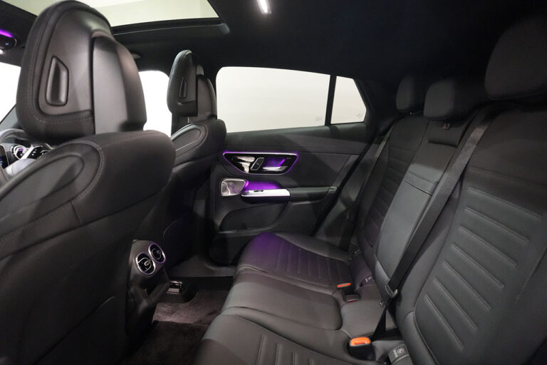 2025年式 メルセデスベンツ GLC220d 4MATIC クーペ AMGライン オブシディアンブラック MQ4317