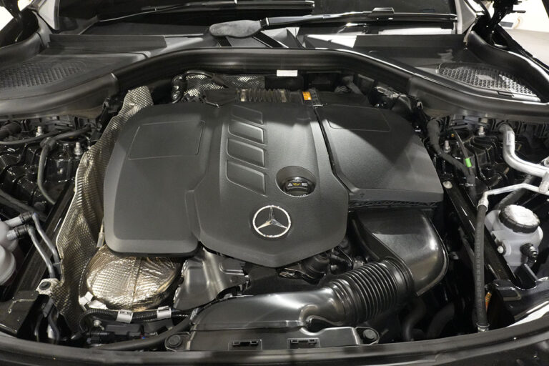 2025年式 メルセデスベンツ GLC220d 4MATIC クーペ AMGライン オブシディアンブラック MQ4317