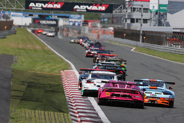 ランボルギーニ2016 gt300okayama